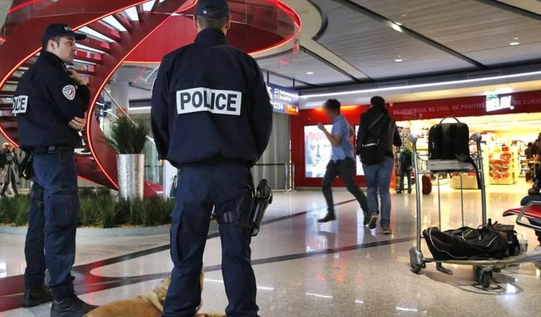 Polícia prende alagoano por tráfico de drogas em aeroporto na França