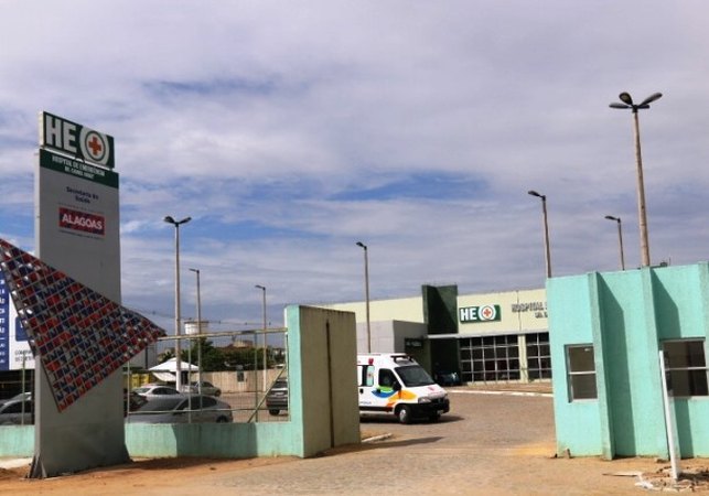Colisão envolvendo carro e motocicleta deixa homem com ferimentos em Arapiraca