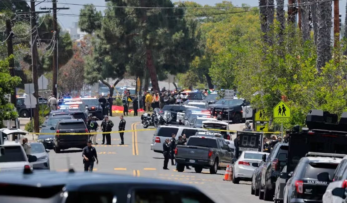 Atiradores invadem Centro Islâmico e matam 3 pessoas em San Diego, nos EUA