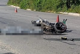 Condutor natural de Palmeira dos Índios morre em batida entre van e moto, em Rio Largo
