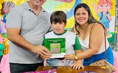 Filho do Prefeito de Junqueiro Participa do Projeto Escritores do Amanhã, em rede municipal de educação