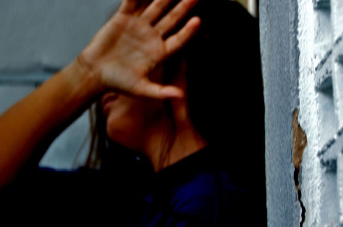 Mulher é agredida pelo ex-companheiro e pede ajuda ensanguentada em Feira Grande