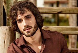 Fiuk grava clipe de nova música com Lumena e Gil do Vigor