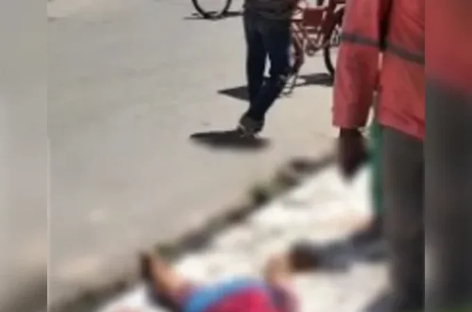 Homem é assassinado a tiros em praça do bairro Clima Bom, em Maceió