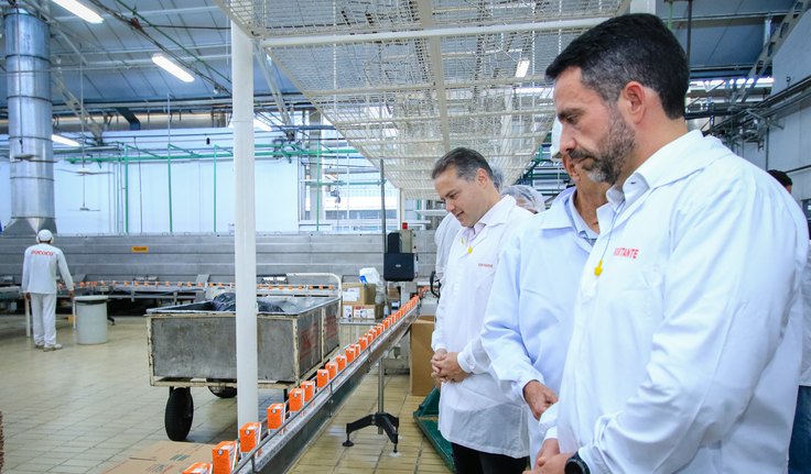 Paulo Dantas visita Sococo e ressalta importância da empresa para a economia alagoana