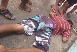 Jovem é alvejado a tiros na ‘Rua do Cabaré’ em São Miguel dos Campos
