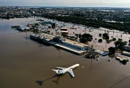 Anac suspende venda de passagens aéreas para Porto Alegre