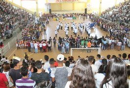 Abertura dos Escolares é realizada com saudosismo aos Jogos da Primavera