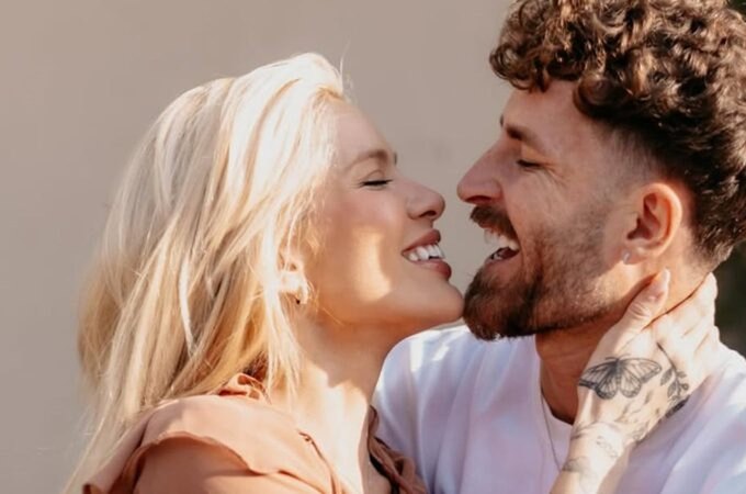 Zagueiro do Flamengo confirma que reatou o namoro com influenciadora: ‘Te amo