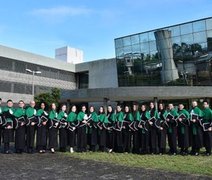 Medicina Arapiraca realiza primeira colação de grau presencial do curso