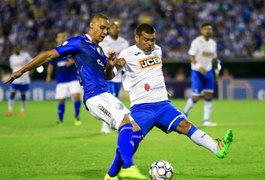 Leandro Souza marca no fim, CSA vence São Bento e segue vice-líder da Série B