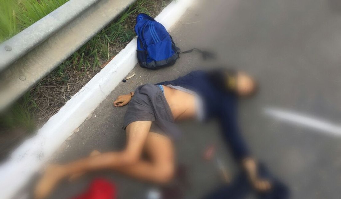 Escrivão de Arapiraca reage a assalto a ônibus, mata suspeito e fere outro