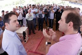 Renan Filho libera obra de esgotamento em Piaçabuçu