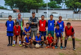 Treinador de sonhos: militar alagoano aposta no esporte como instrumento de mudança para jovens da orla lagunar de Maceió
