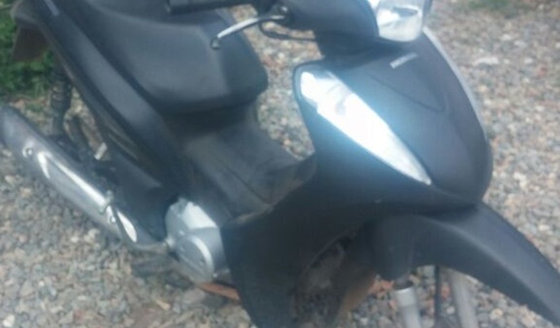 Motocicleta roubada é encontrada faltando peças, na zona rural de Arapiraca
