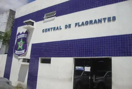 Suspeitas de tráfico de drogas são presas com 9kg de maconha em Maceió