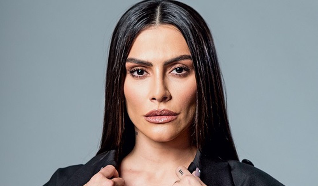 Cleo anuncia fim de contrato com a Globo