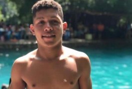 Jovem tem casa invadida e é assassinado a tiros enquanto dormia, em Murici