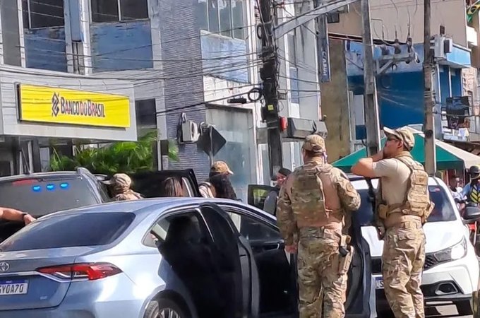 Polícia Federal detém quatro pessoas após saque suspeito em agência bancária no interior alagoano; assista