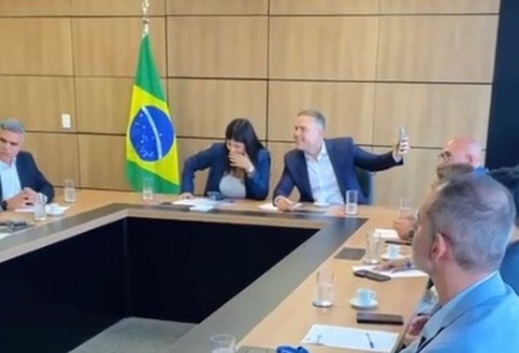 Renan Filho articula retomada de voos em Penedo e amplia ciclo de investimentos no Litoral Sul