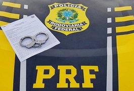 Motorista tem carro parado e é preso por não pagar pensão alimentícia, no interior de Alagoas