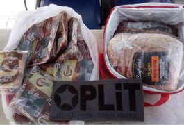 Jovens são presas por furto qualificado em Maceió