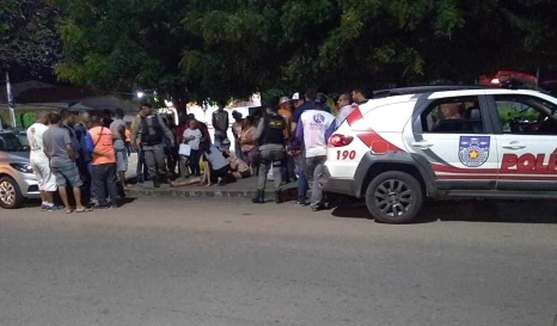 Homem sofre tentativa de homicídio após ser atraído até veículo, em Arapiraca