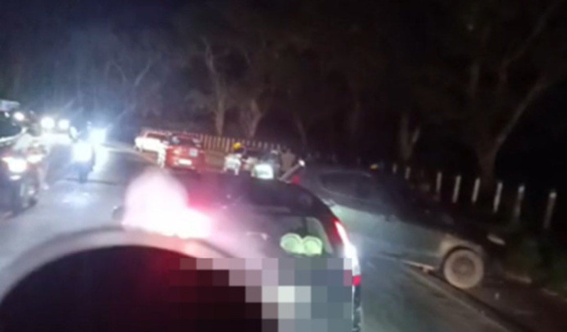 Embriagado, motorista provoca acidente e acaba preso em Maceió; crianças ficaram feridas