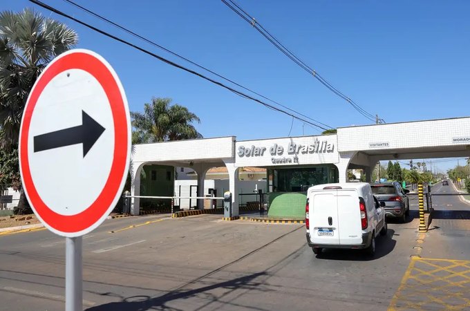 Moraes proíbe drones perto da casa onde Bolsonaro cumpre prisão