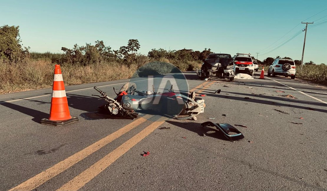 Motociclista morre após colidir de frente com carro na AL-110, na zona rural de São Sebastião