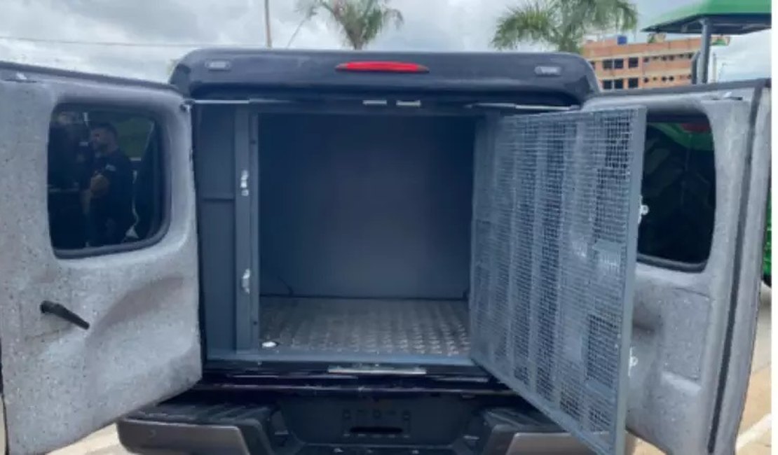 Homem é preso após mandar Pix de R$ 0,01 para a ex-namorada por 15 vezes; entenda