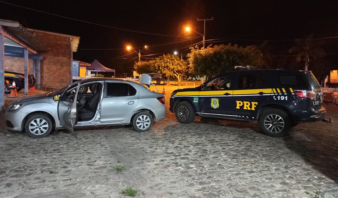 Homem é preso em Palmeira dos Índios ao ser flagrado com carro roubado em Recife
