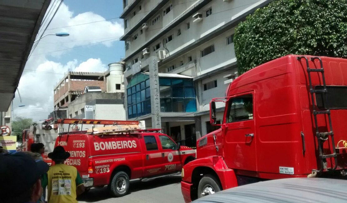 Incêndio em hospital de Arapiraca causa pânico e tumulto