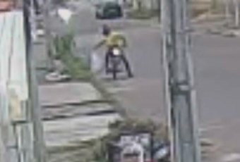 Pai abandona corpo de bebê em sacola de lixo após aborto espontâneo, em Delmiro Gouveia