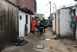 Criança de 7 anos morre em incêndio no Benedito Bentes