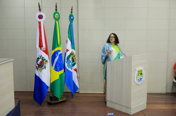 Ministra da Ciência, Tecnologia e Inovação, Luciana Santos recebe título de cidadã maceioense