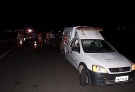 No Sertão, carreta esmaga cabeça de homem na BR-423