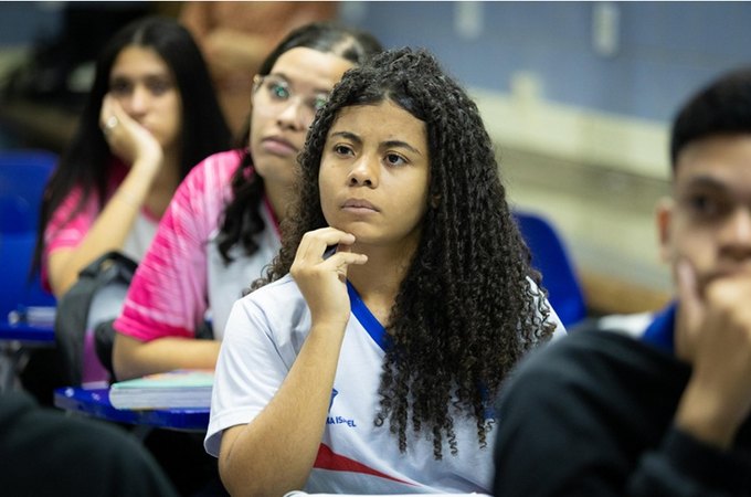 Prazo para solicitação de isenção de taxa do Enem se encerra nesta sexta-feira