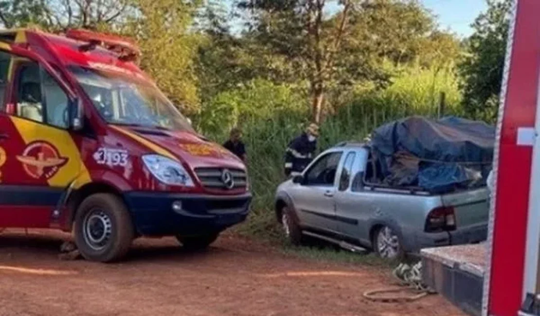 Idoso é atropelado pelo próprio carro em chácara onde colhia frutas e verduras em Goiás