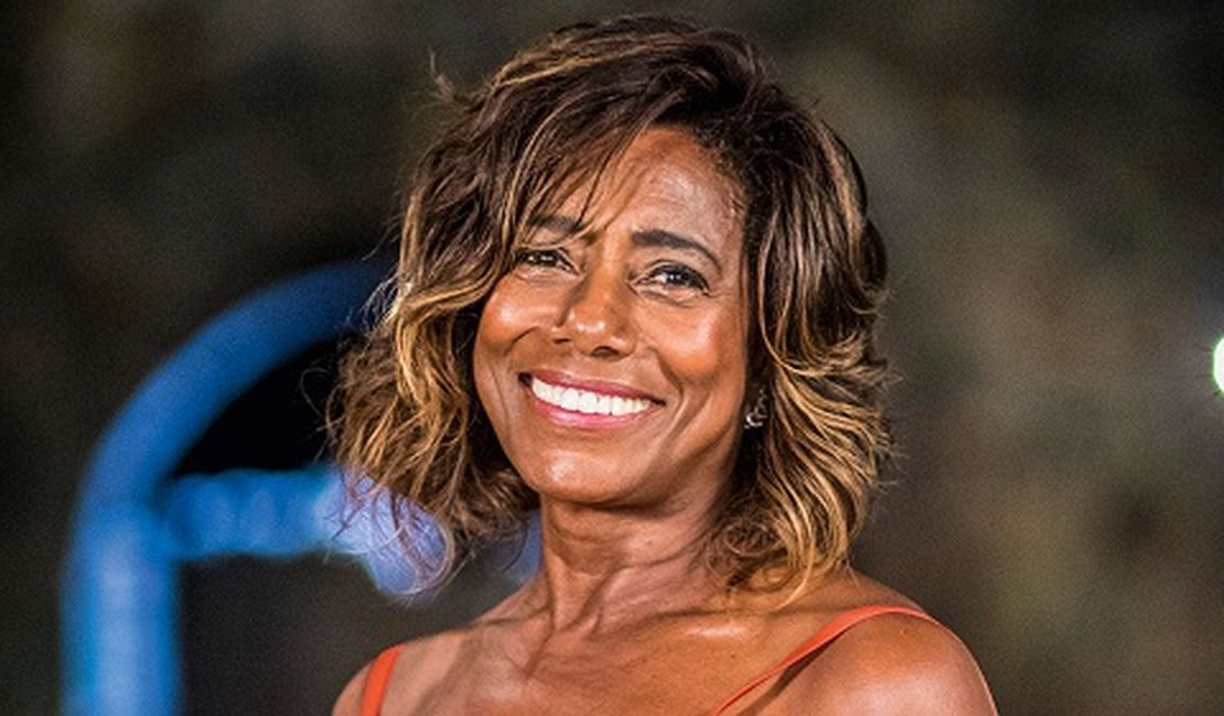 Tombo fez Glória Maria descobrir tumor no cérebro