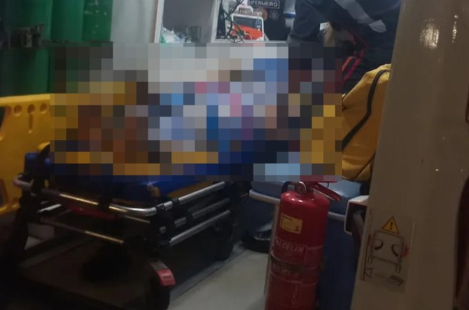 Motociclista morre e passageira fica ferida após acidente em viaduto em Maceió