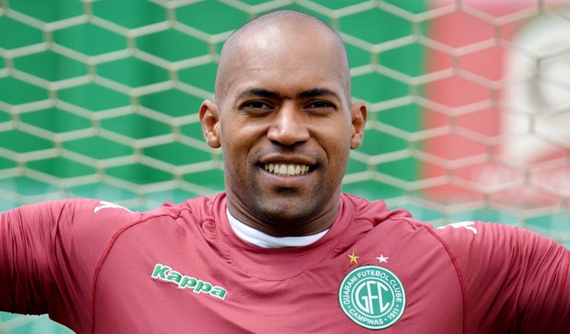 Ex-goleiro Neneca morre aos 45 anos por infarto em MT