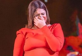 Marília Mendonça chora ao anunciar pausa: “Até logo”