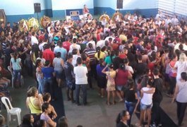 Sob forte comoção, corpos de vítimas de trágico acidente são velados