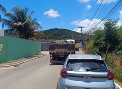 Colisão traseira entre caminhão e carro de passeio é registrada em Coité do Noia