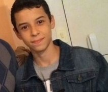 Adolescente foge de casa por pensar que mãe desistiria de processo de adoção