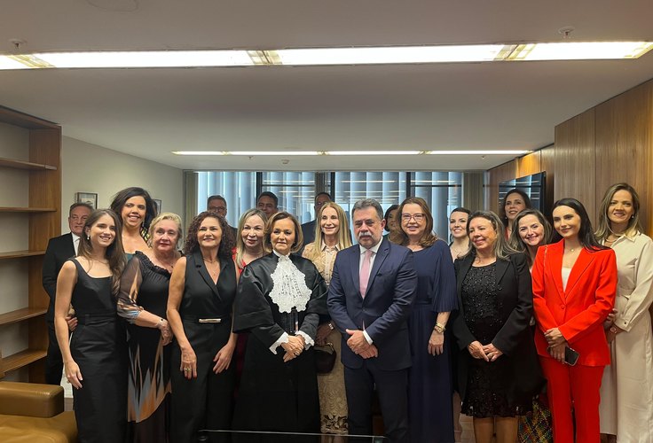 Alagoana Marluce Caldas toma posse no STJ e destaca inspiração para mulheres na vida pública