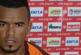 Suspeito de agressão, Zé Carlos diz: “Não vou falar da minha vida pessoal”