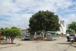 PM recupera moto abandonada no bairro Primavera em Arapiraca