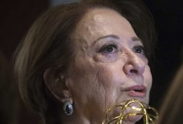 Fernanda Montenegro passa mal em gravação e está internada
